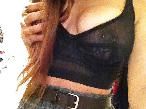25P Mia Redworth (British Slut)