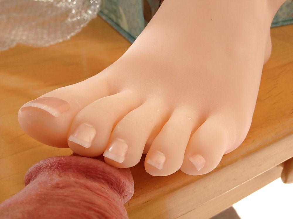 25P My Sister's friend's feet