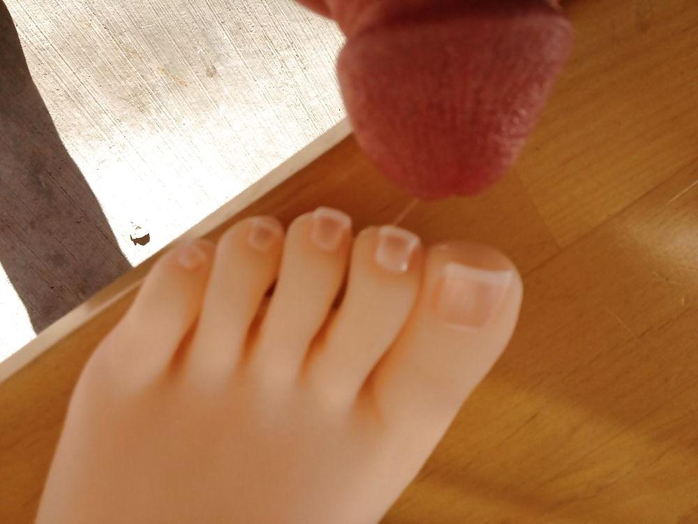 25P My Sister's friend's feet