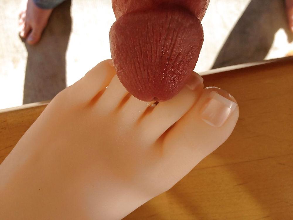 25P My Sister's friend's feet