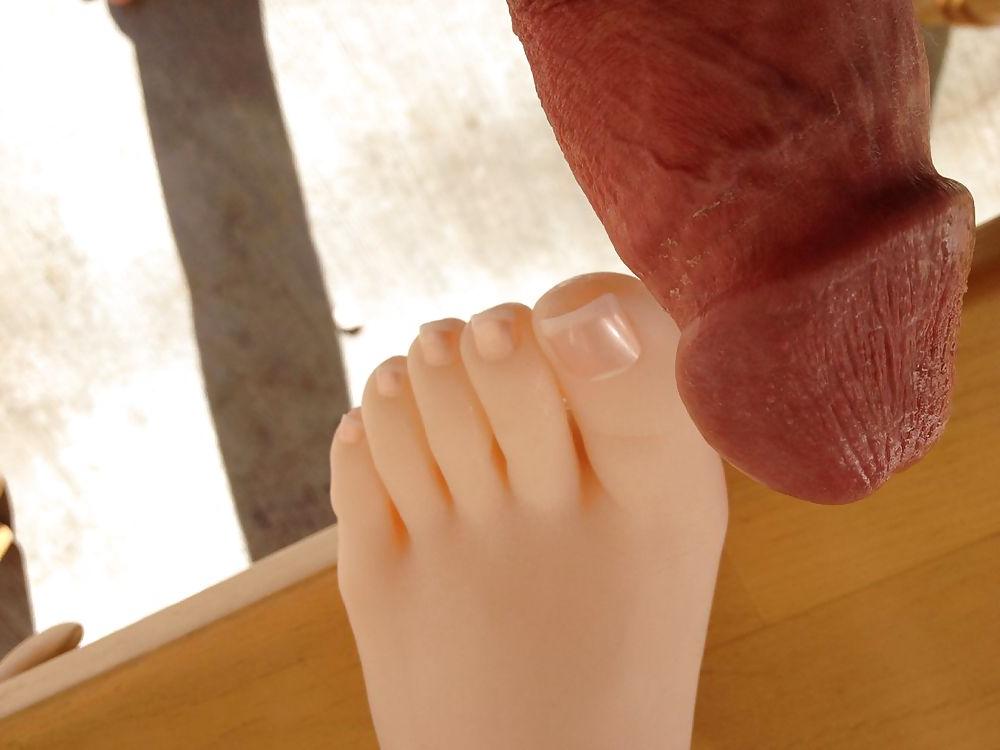 25P My Sister's friend's feet