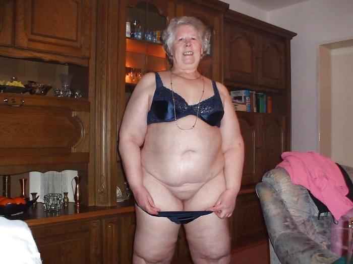 25P Grannies BBW Matures #18
