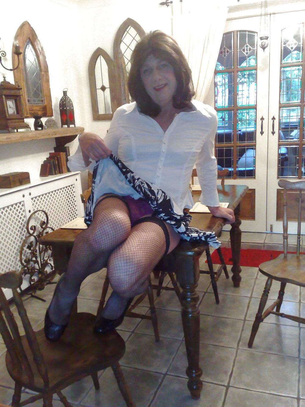 8P Flashing in the kitchen