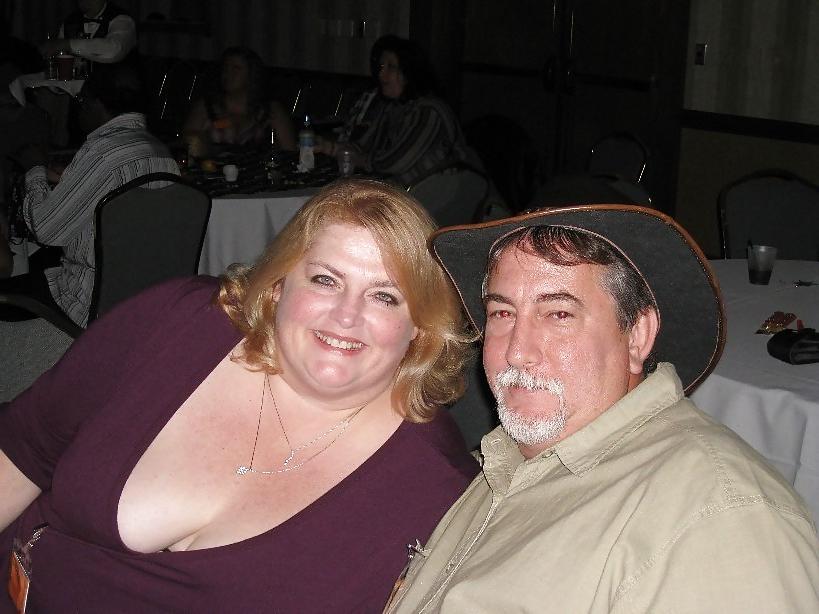 25P Bbw cleavage (NN)