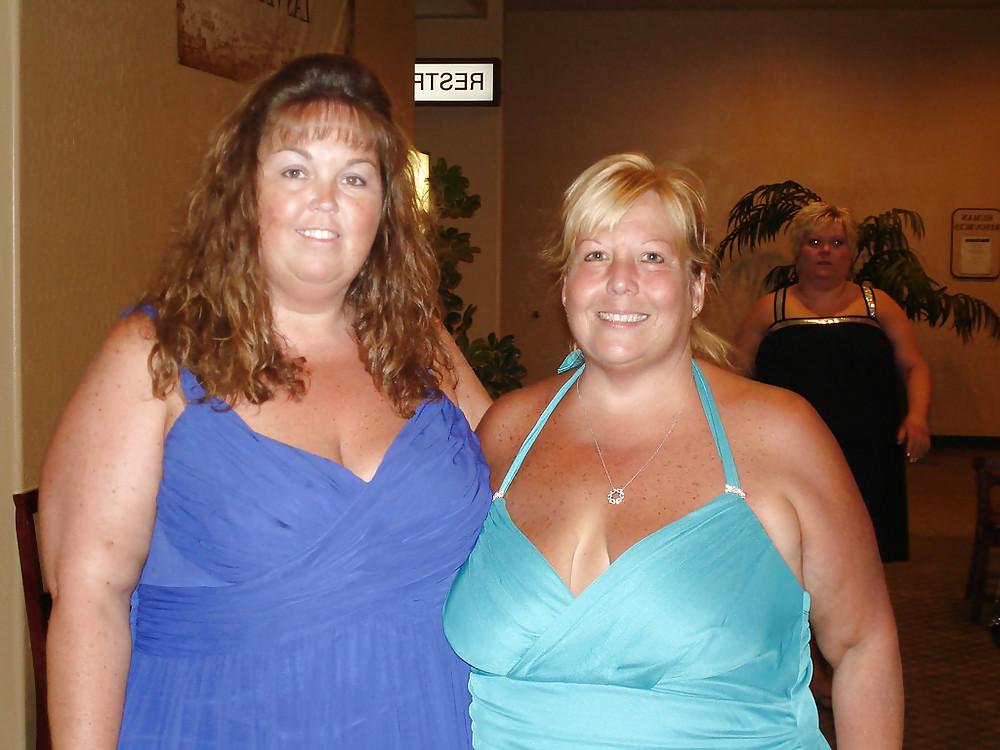 25P Bbw cleavage (NN)