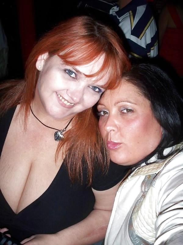 25P Bbw cleavage (NN)