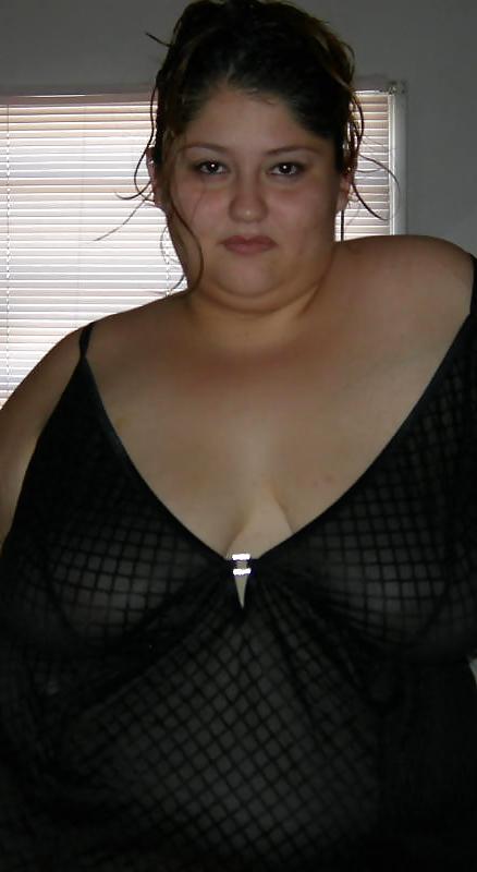 25P Bbw cleavage (NN)