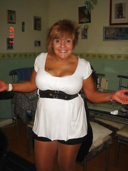 25P British MILF Sluts