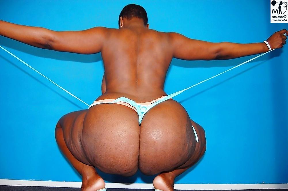 18P Big Black Booty