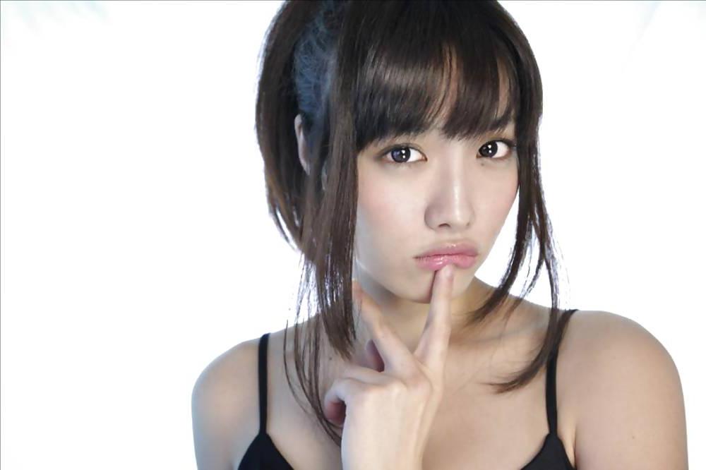 25P Asian Sweethearts - Anna Konno