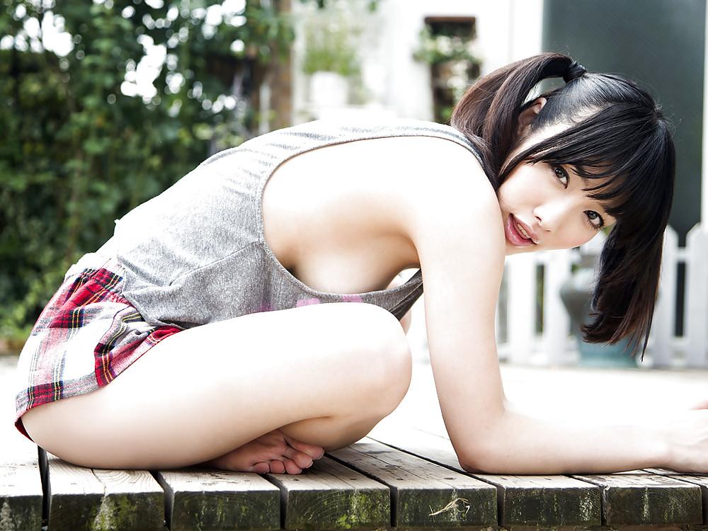 25P Asian Sweethearts - Anna Konno