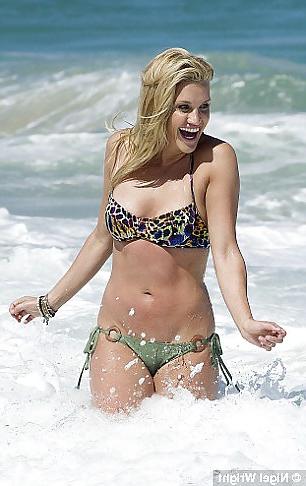 25P Ashley roberts, gorgeous