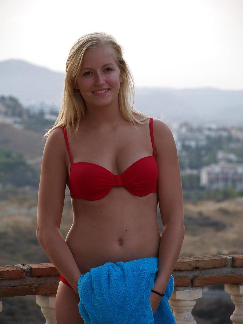 25P Hot danish Girls from Facebook 