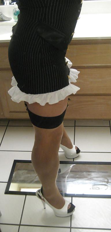 20P My favourite tranny pics - looking down!