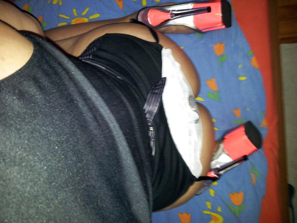 25P Ass and feet 
