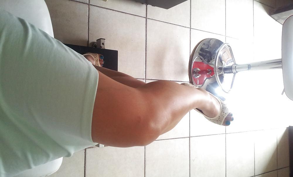 25P Ass and feet 