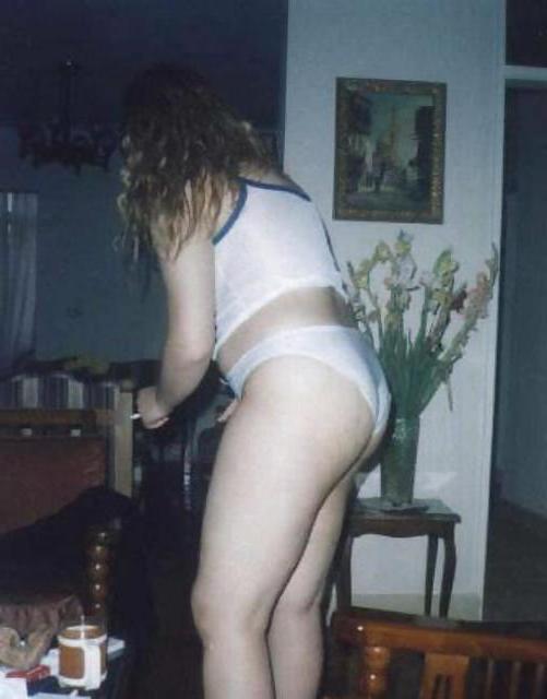 8P Arab milf dancing