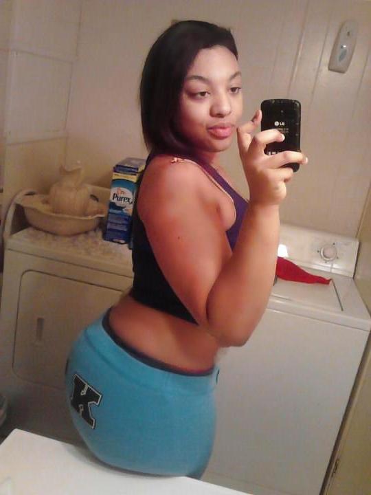 25P Big black azz