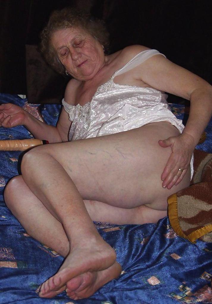 25P Grannies BBW Matures #35
