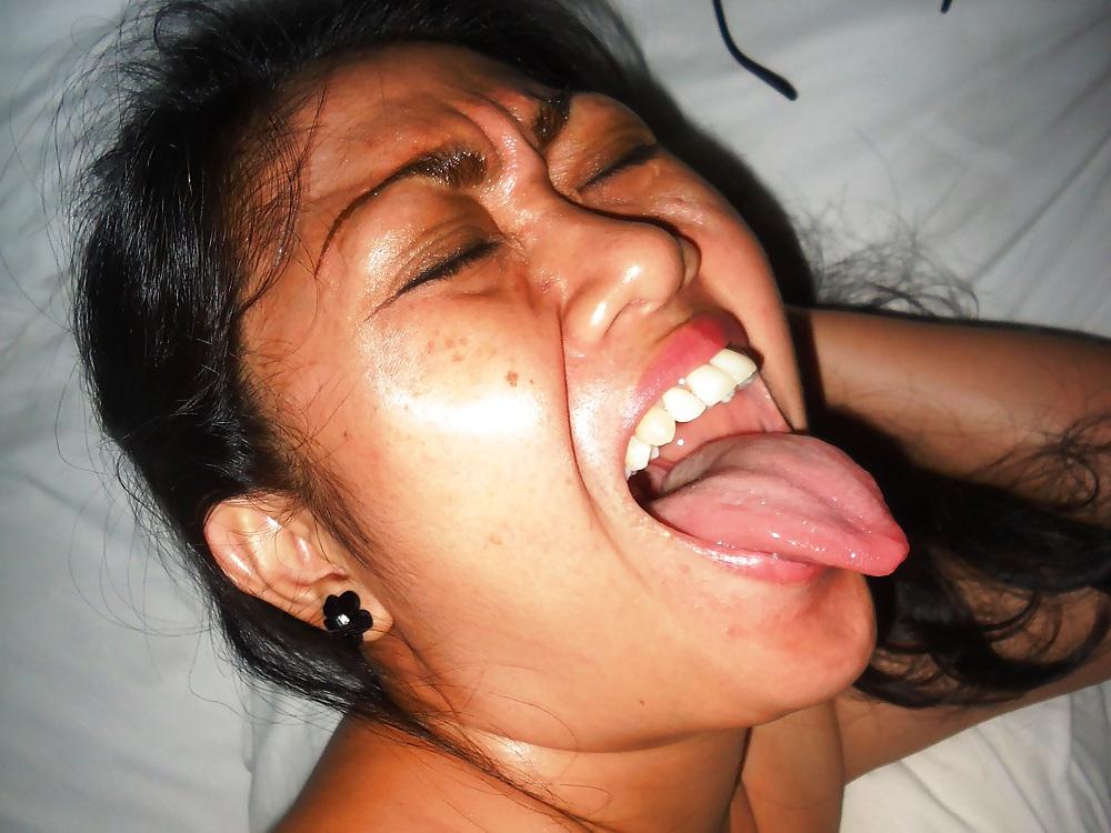 9P Asian MILF Liz Cum Face