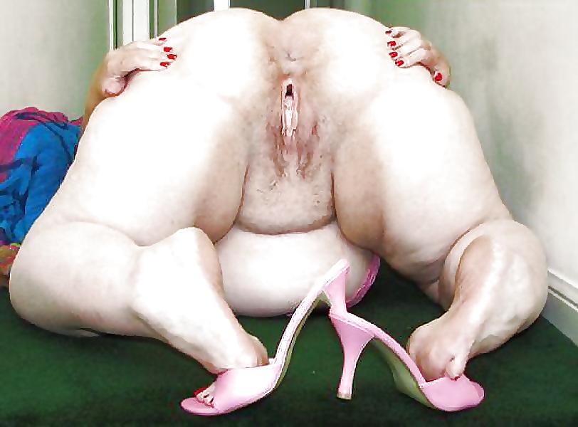 25P BBW red toes 2 (sexy feet) 