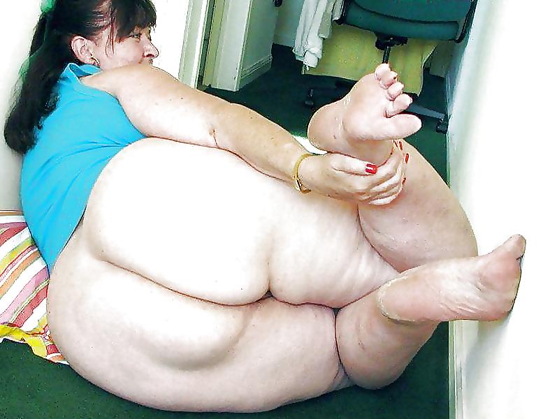 25P BBW red toes 2 (sexy feet) 