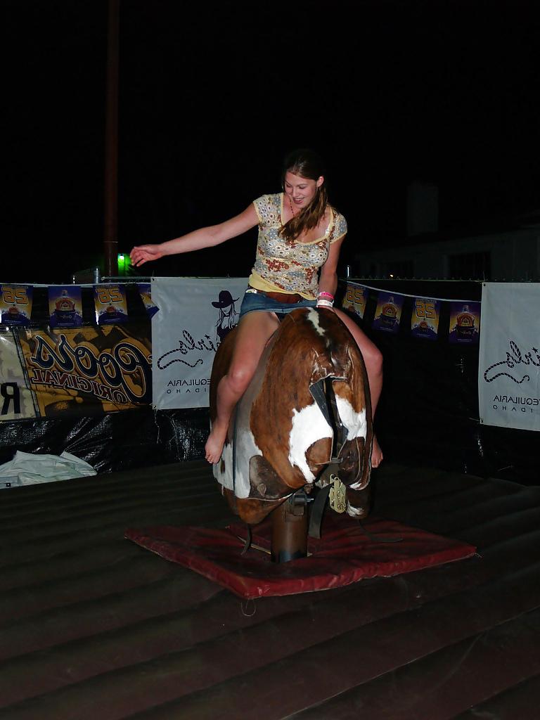 25P Girls Riding The Mechanical Bull 2