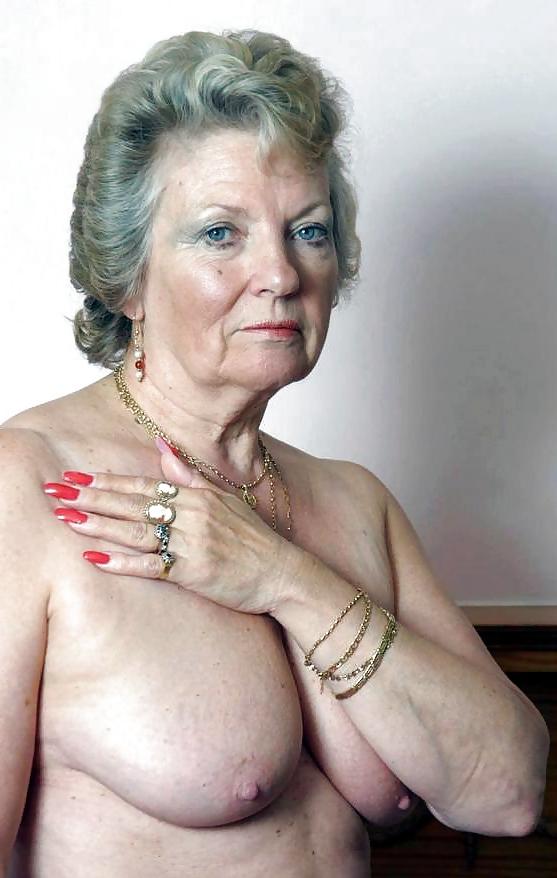 12P Mature BBW Granny 11