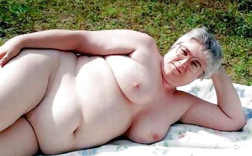 25P Grannies BBW Matures #16