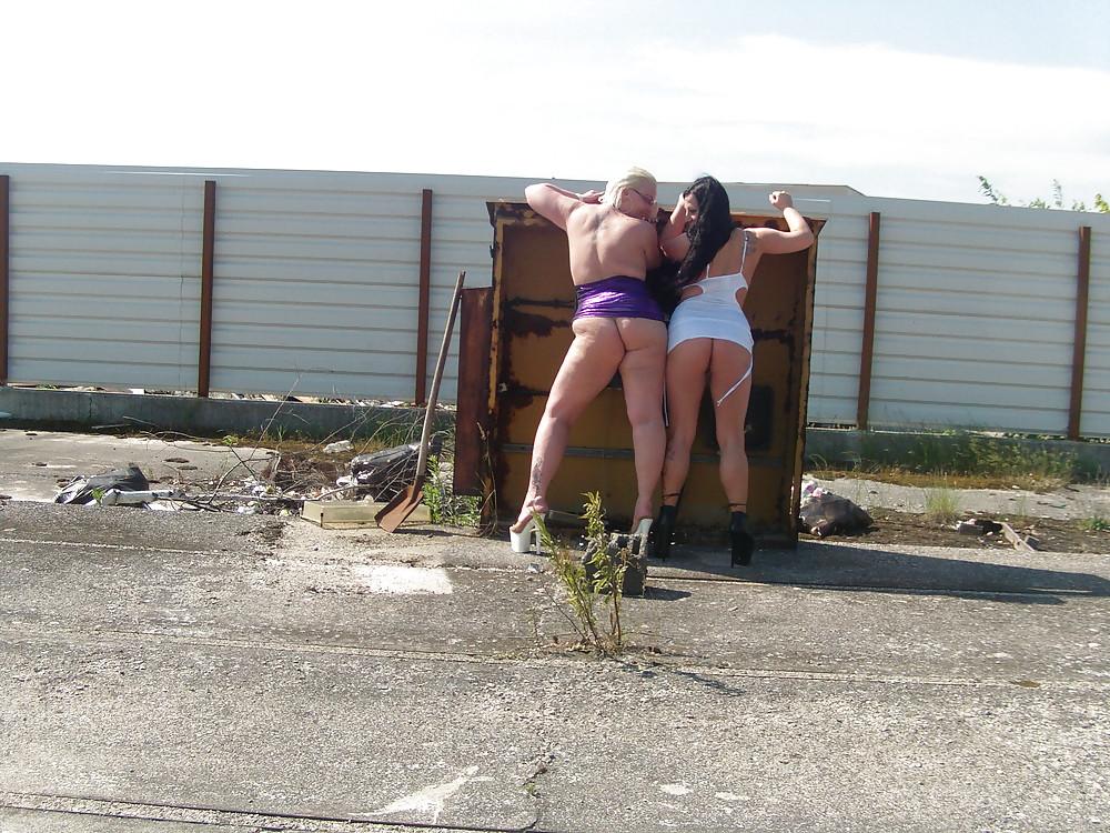 12P Gina White and Sascha Noir hot Lesbian Pics in the Nature