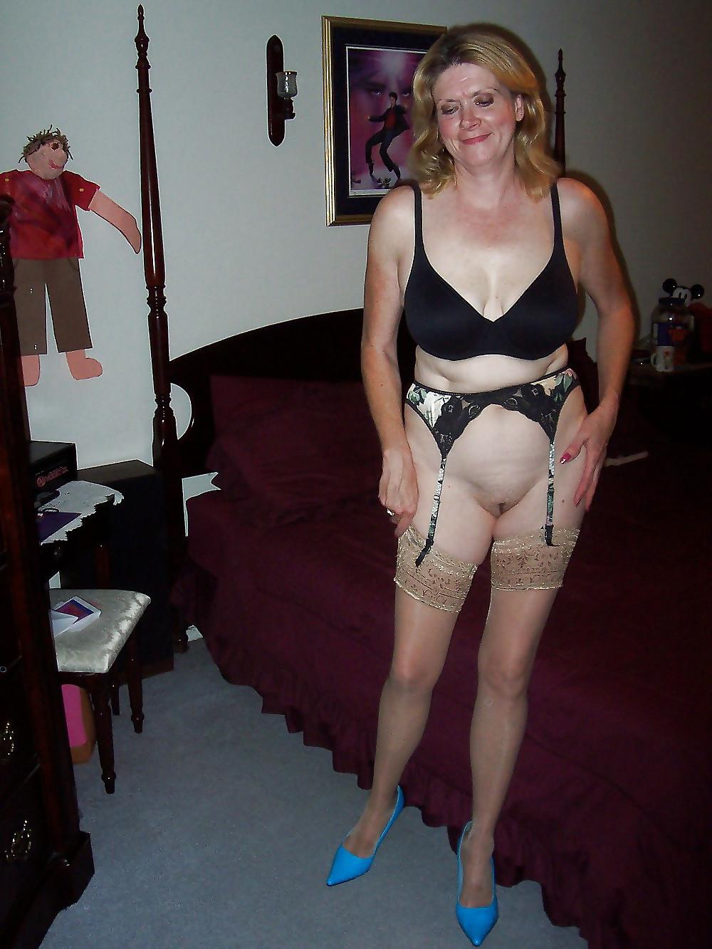 11P More Matures From The Net #4