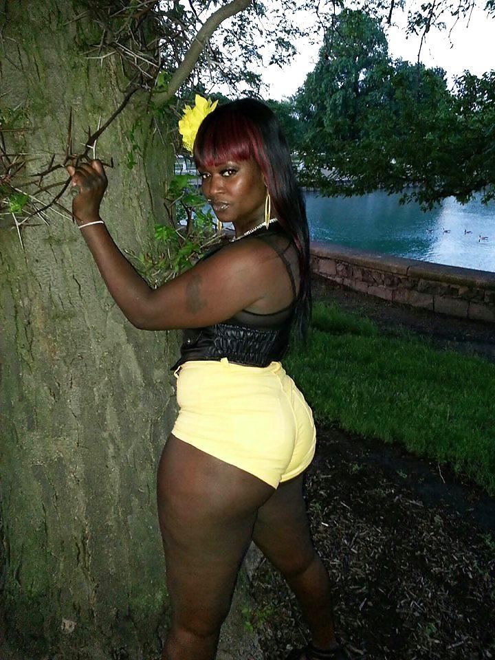 16P Black women