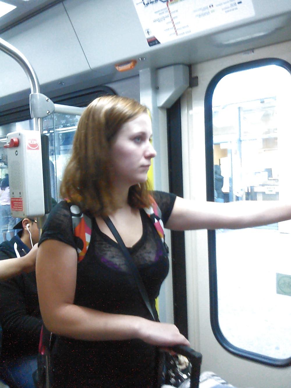 20P Sexy redhead cleavage - right place, right time.