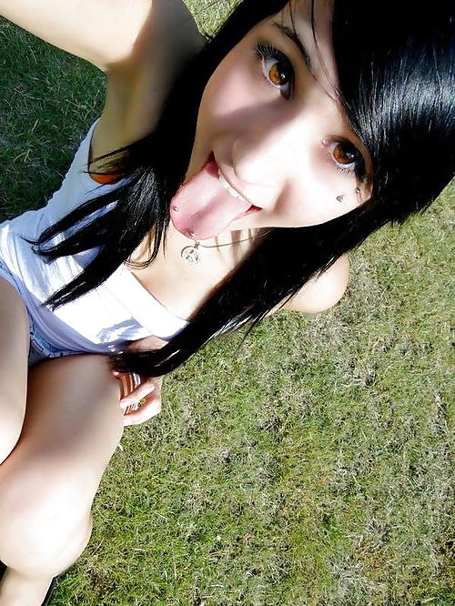 25P Gorgeous and hot teens.