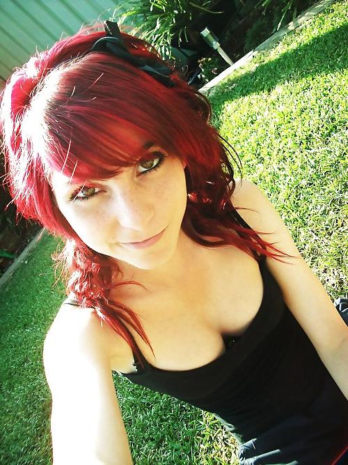 25P Gorgeous and hot teens.