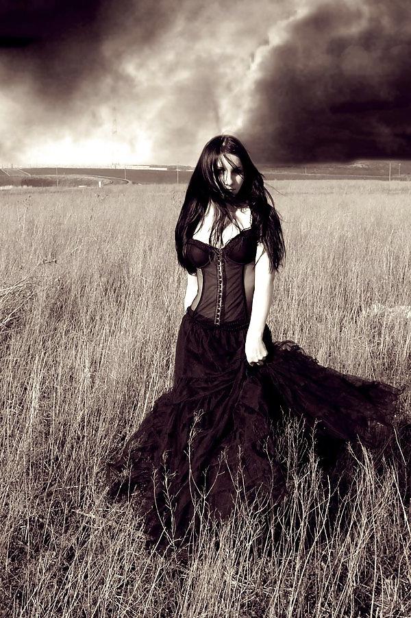 25P Gothic beauties 19