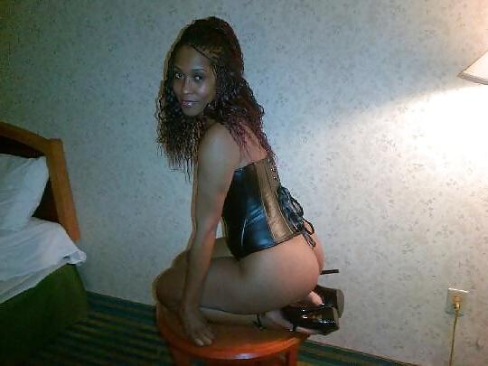 25P ALL KINDS OF MATURE BLACK WOMEN PT.24