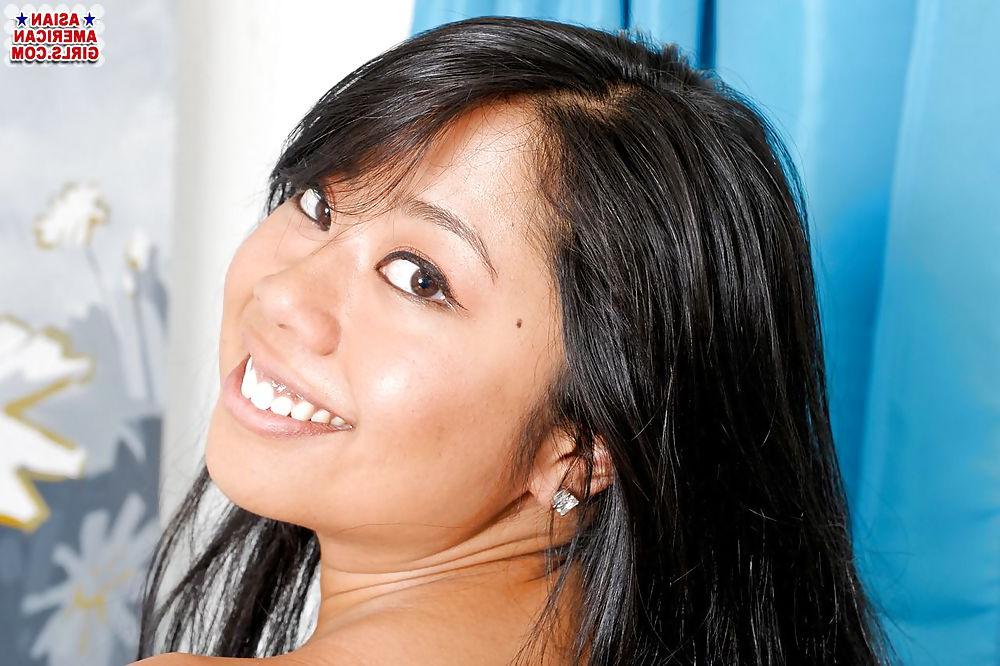 25P Fat Asian whore Kya Tropic spreaking her pussy