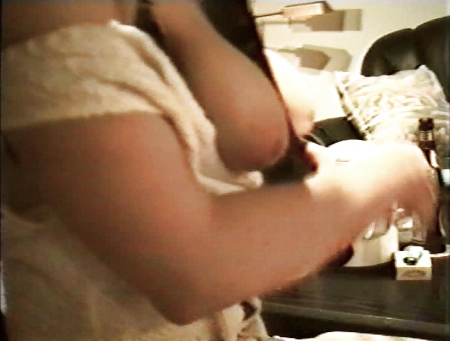12P SAG - Sexy Cleavage & White Mini & Black Tool 02