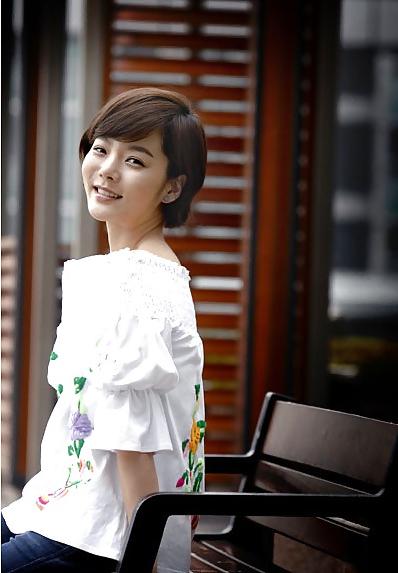 25P Short hair asian celebs