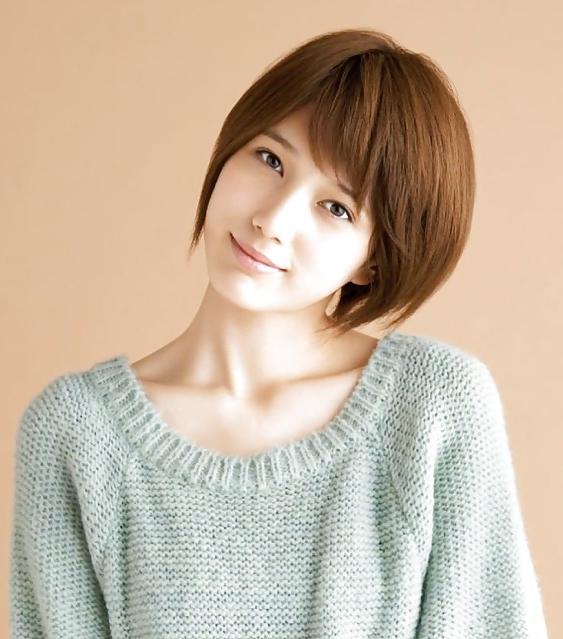 25P Short hair asian celebs