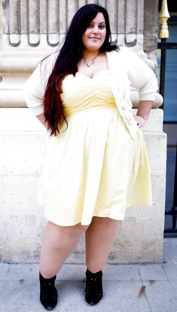 25P 613 clothed bbw