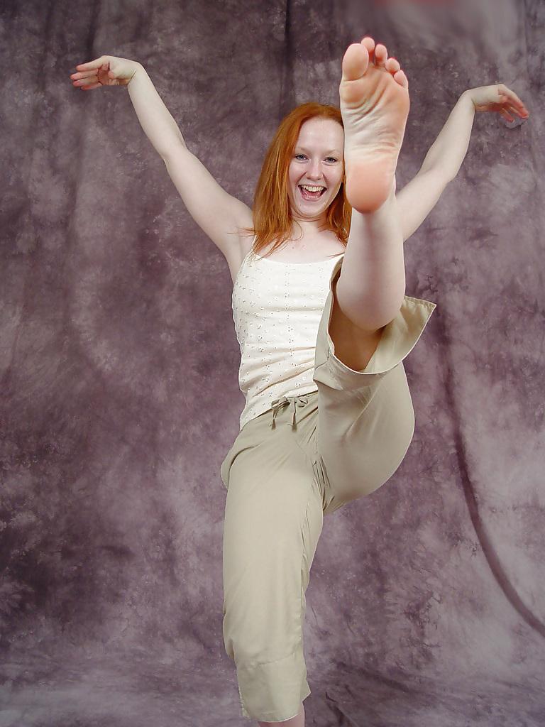 25P Red Hair, Feet Bare 6