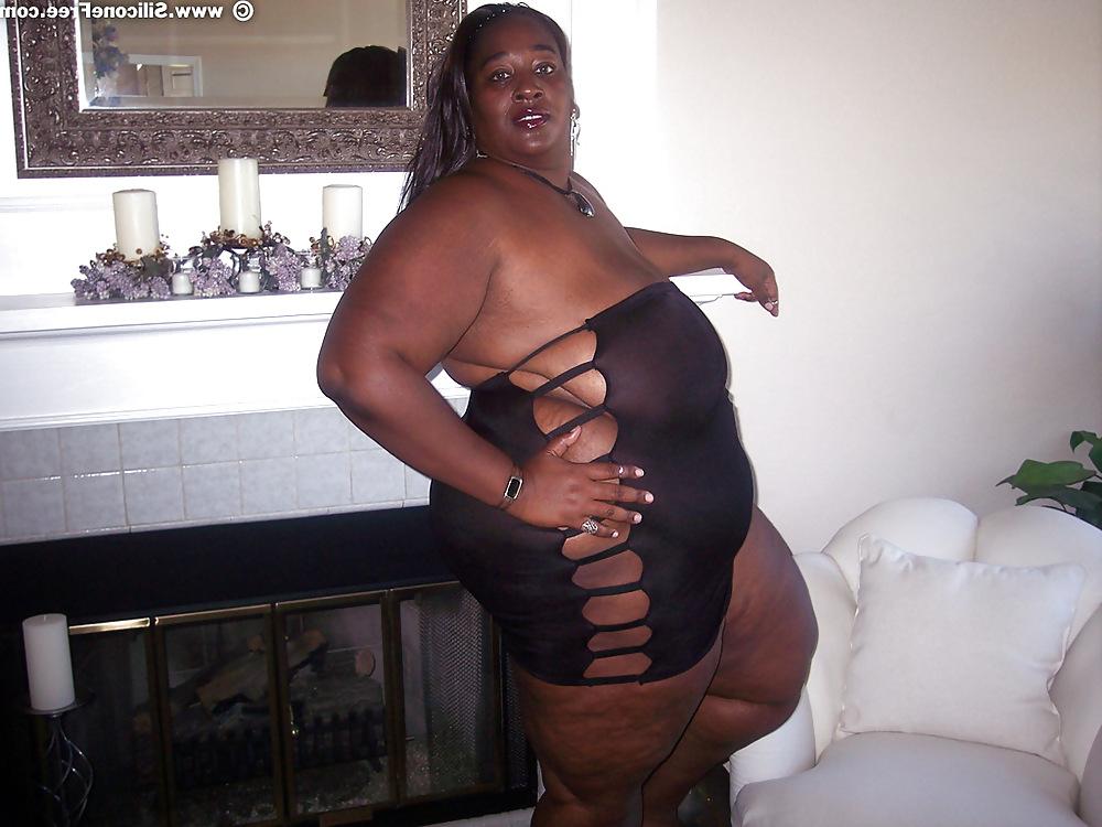 12P Beautiful bbw ebony