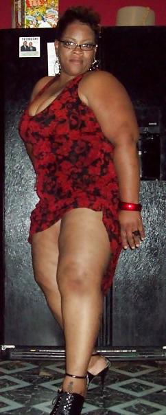 25P ALL KINDS OF MATURE BLACK WOMEN PT.33