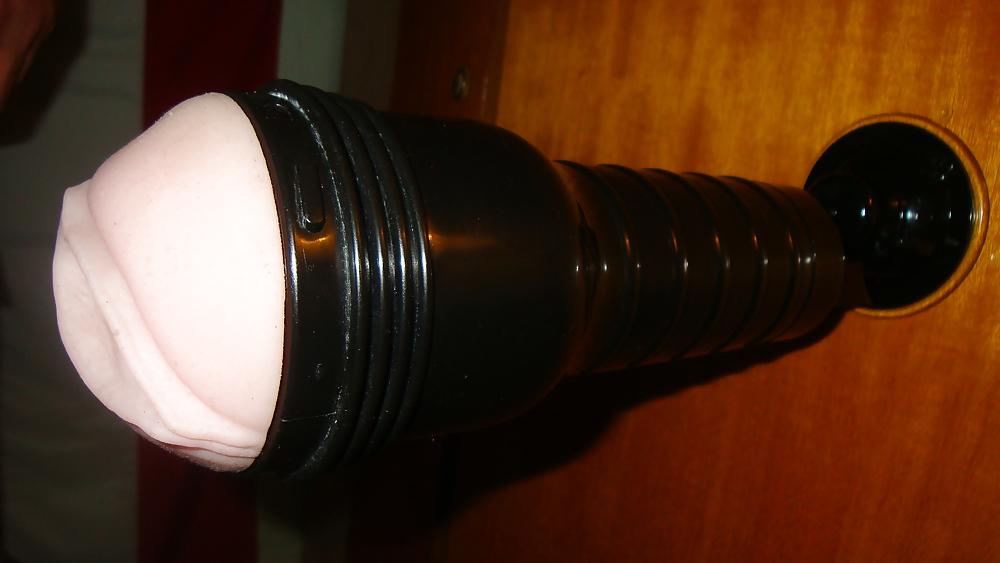 10P Fleshlight Shower Mount and Fleshlight Spider