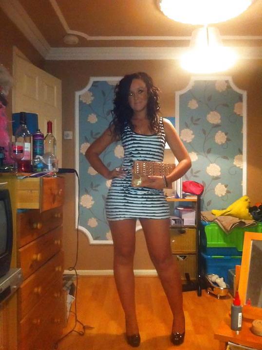 9P British slag wants to be pornstar
