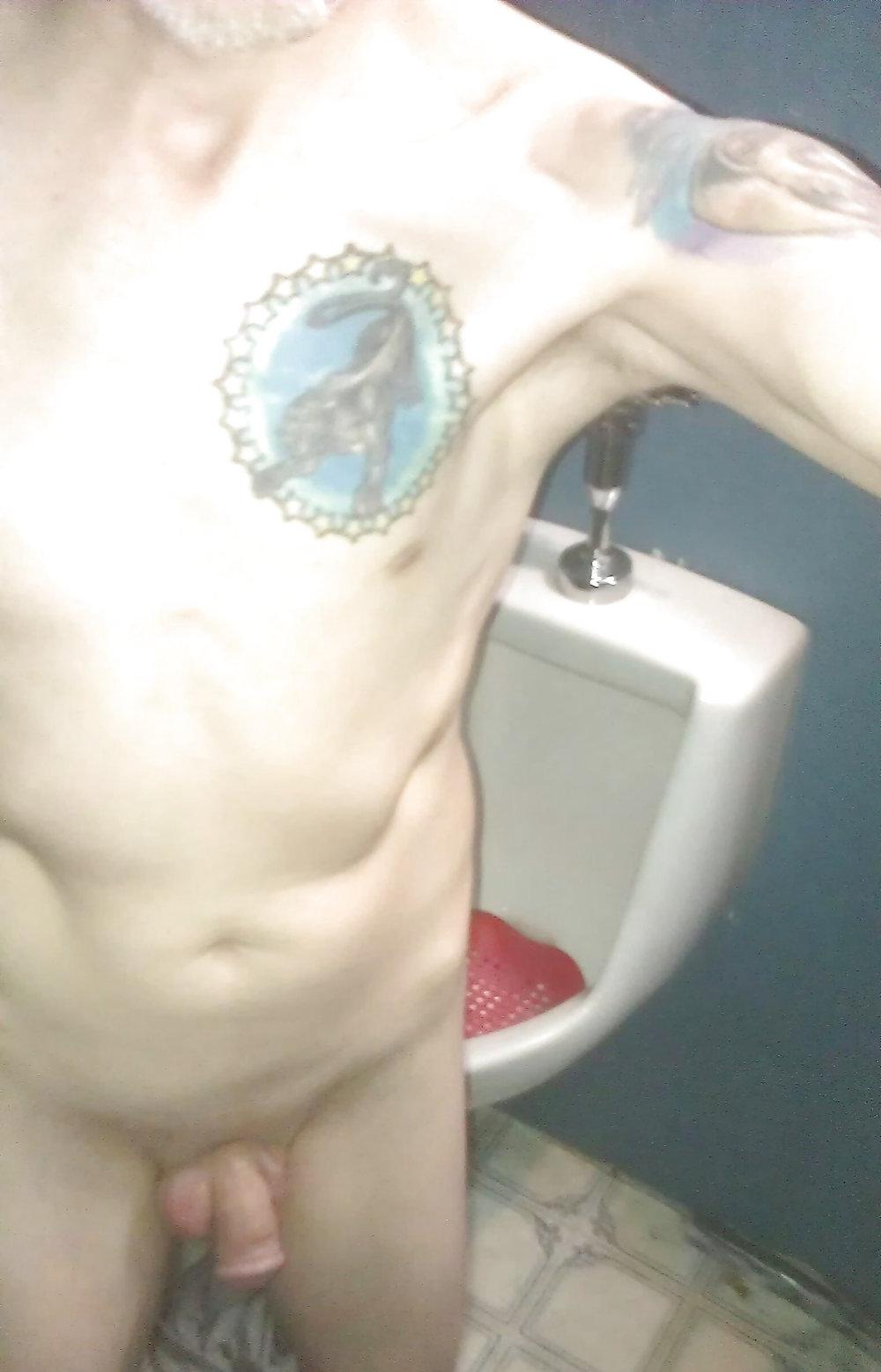 4P Me naked in public