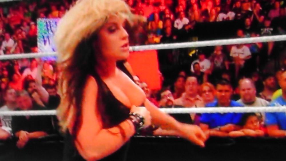 4P WWE Diva Katelyn nip slip from RAW 