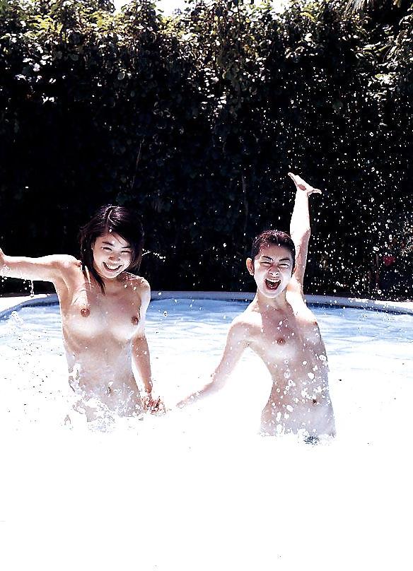 25P Asian Beauties Together 005 - Minori Aoi & Nana Horiuchi